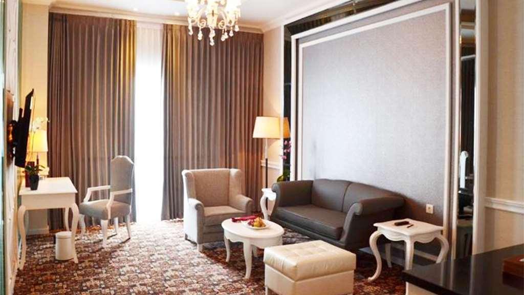 Hotel Golden Tulip Legacy Surabaja Pokoj fotografie