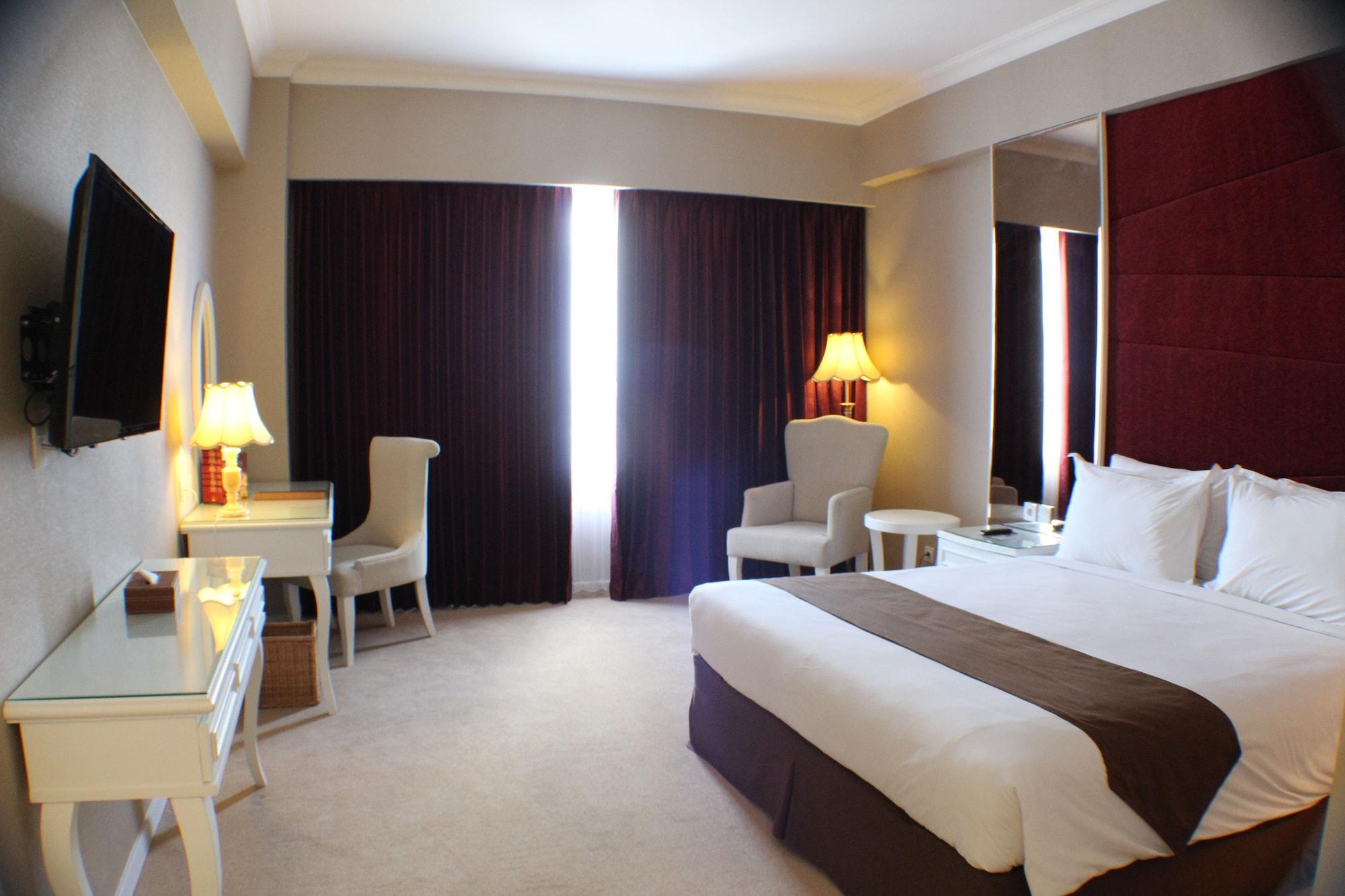 Hotel Golden Tulip Legacy Surabaja Exteriér fotografie